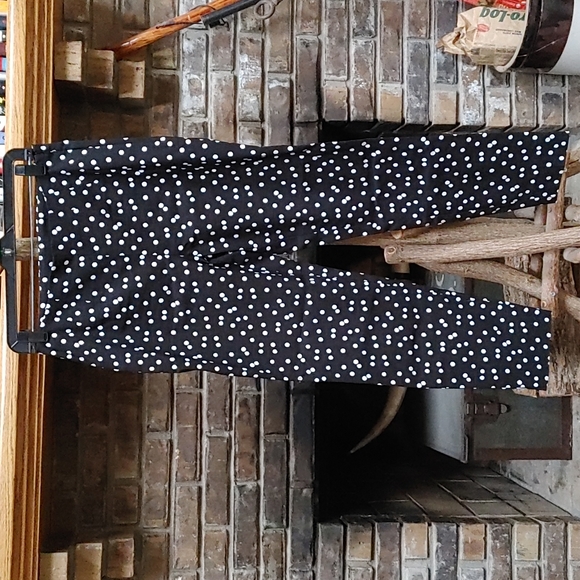 Time and Tru Pants & Jumpsuits Womens Time And Tru Black And White